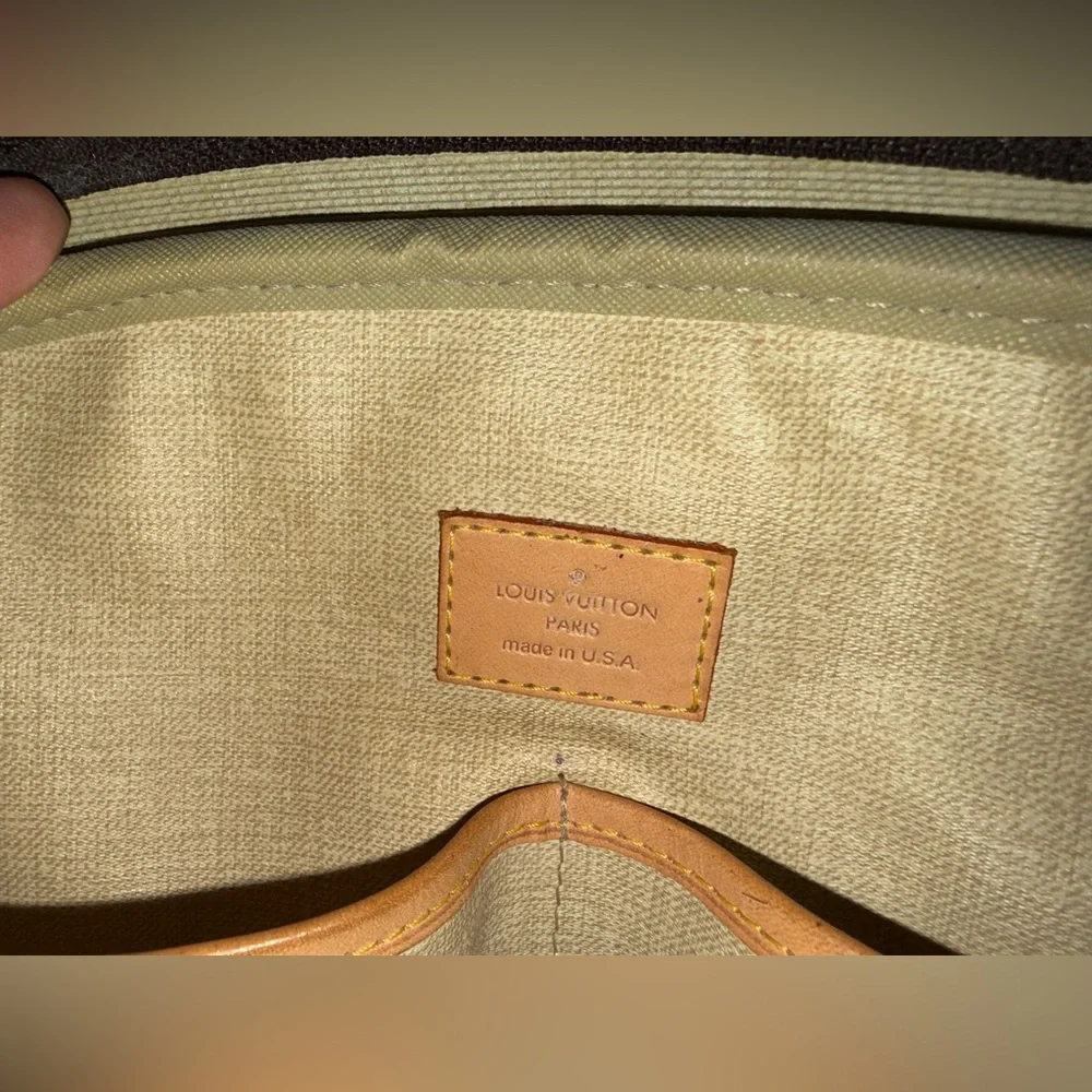 Louis Vuitton LV Monogram Trouville - Picture 6 of 8